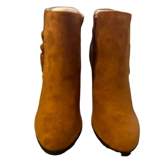 Women’s Boots Stomp Bootie High Heel Ankle Boots Tan Ruffle Zipper Size-6 NWT - Picture 2 of 4